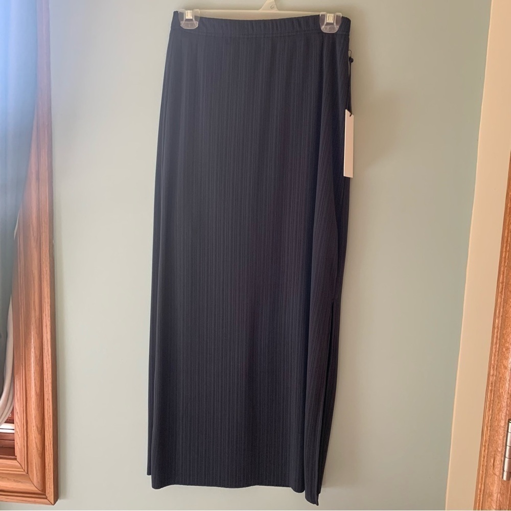 NWT Vici Navy Blue Kia Ribbed Slit Maxi Shirt. Women’s small